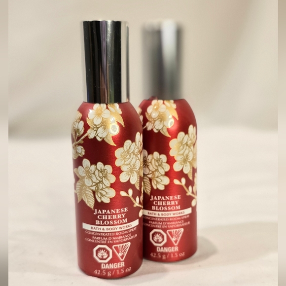 Bath and Body Works Japanese Room Spray - Picture 4 of 4